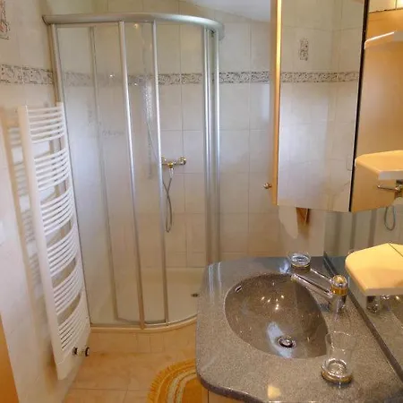 公寓 Heideroesli 1st Floor And Attic *