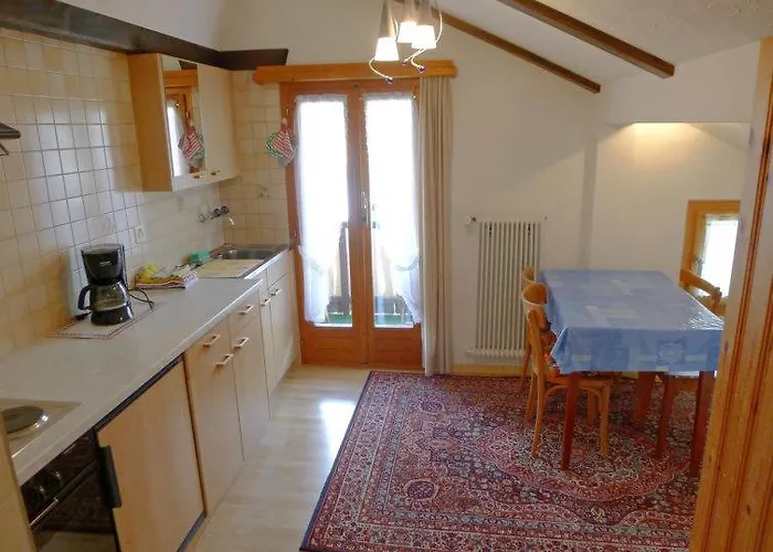 Heideroesli 1st Floor And Attic